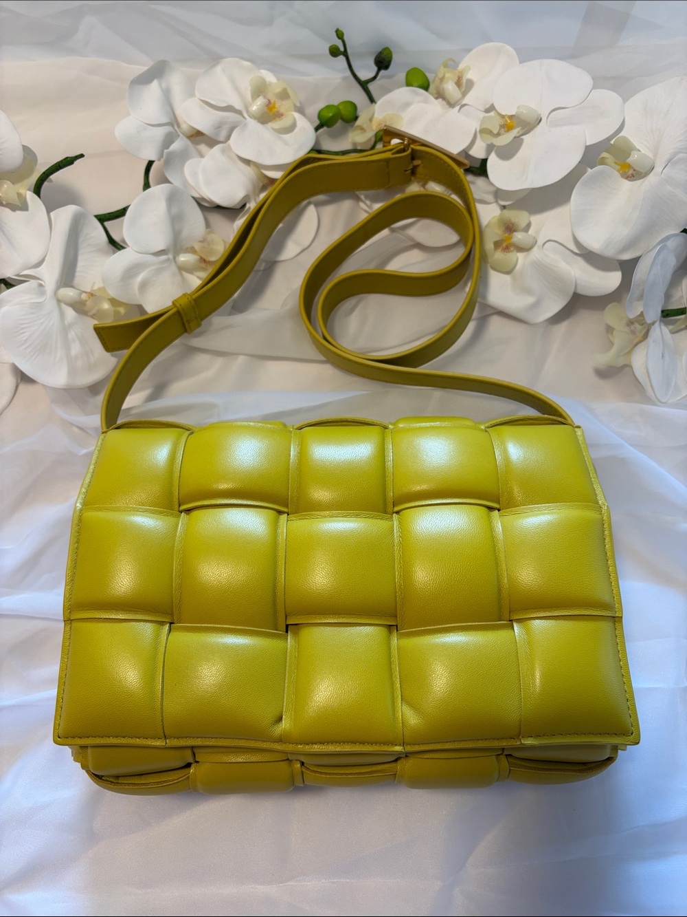 Bottega Veneta Chartreuse Nappa Maxi Intrecciato Padded Cassette Bag